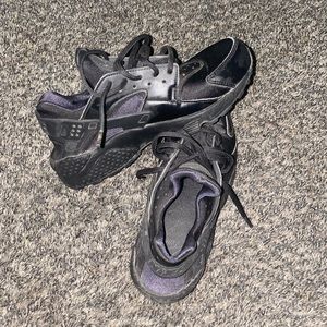 Nike huarache women’s size 8